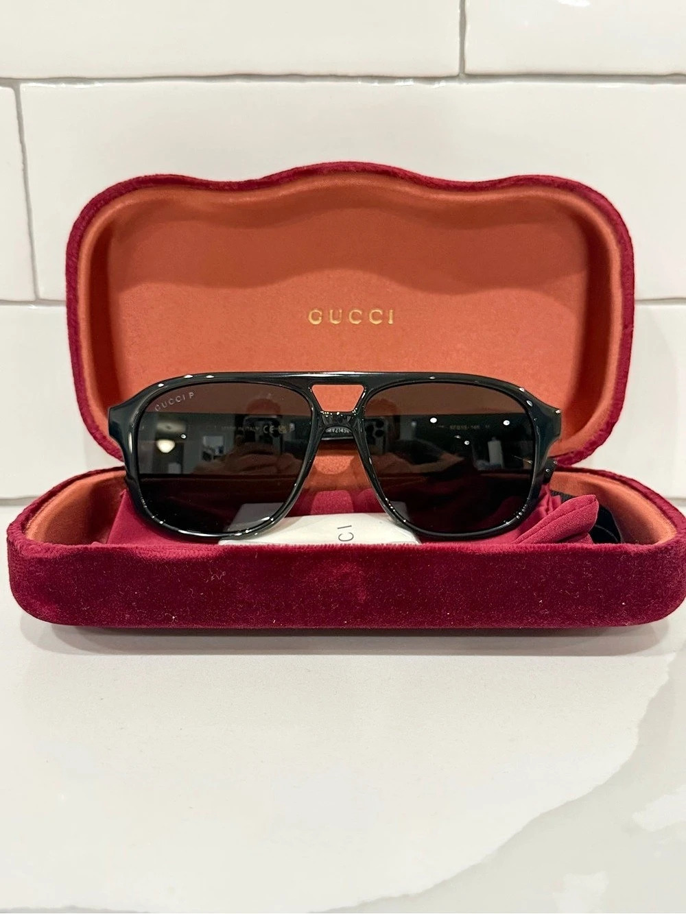 Gucci GG1856S 005 Sunglasses Black & Green